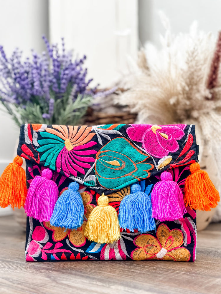 Woven & Embroidered Purses