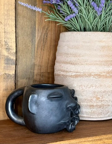 Atzompa Face Short Mug