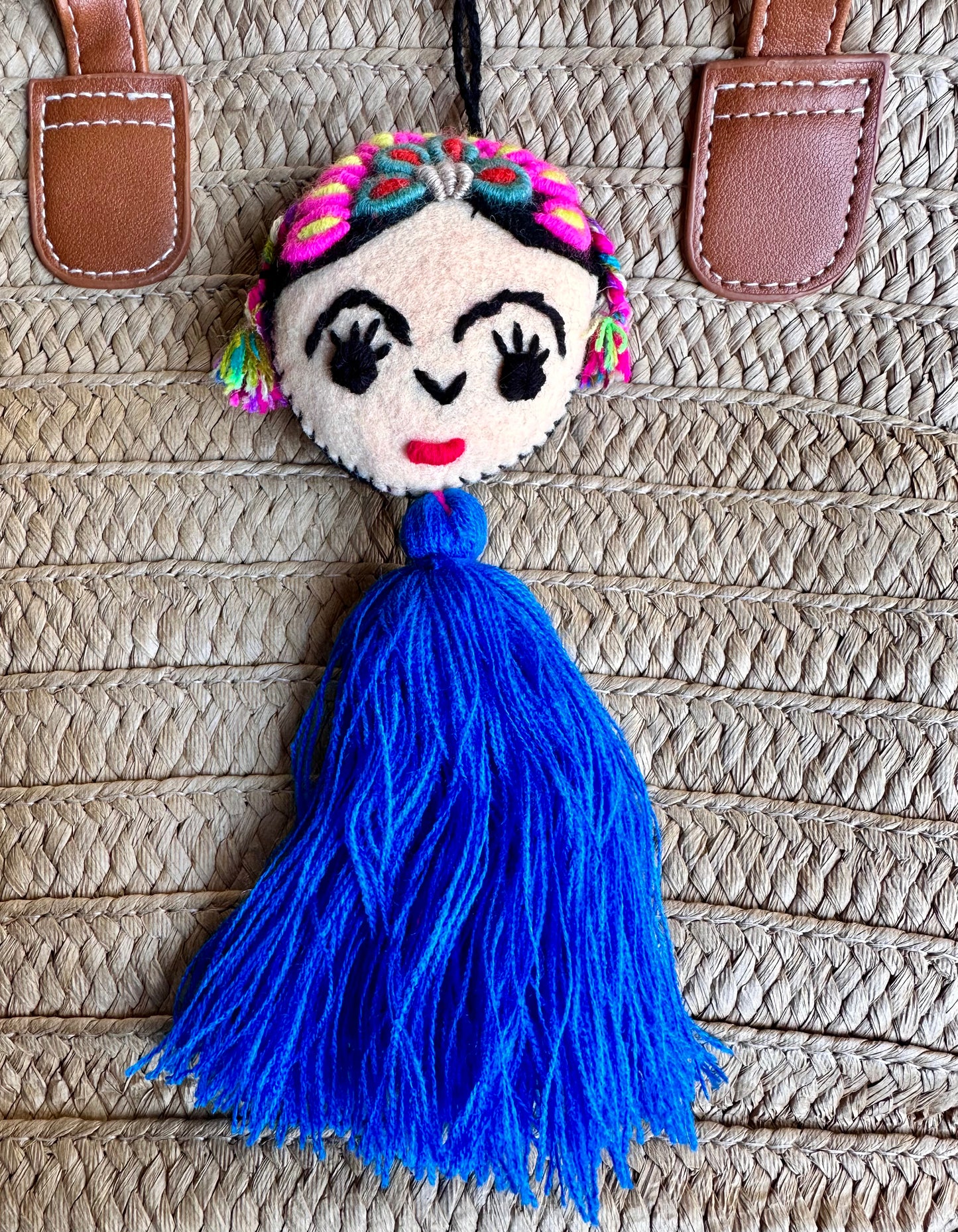 Frida Pom Pom Tassels