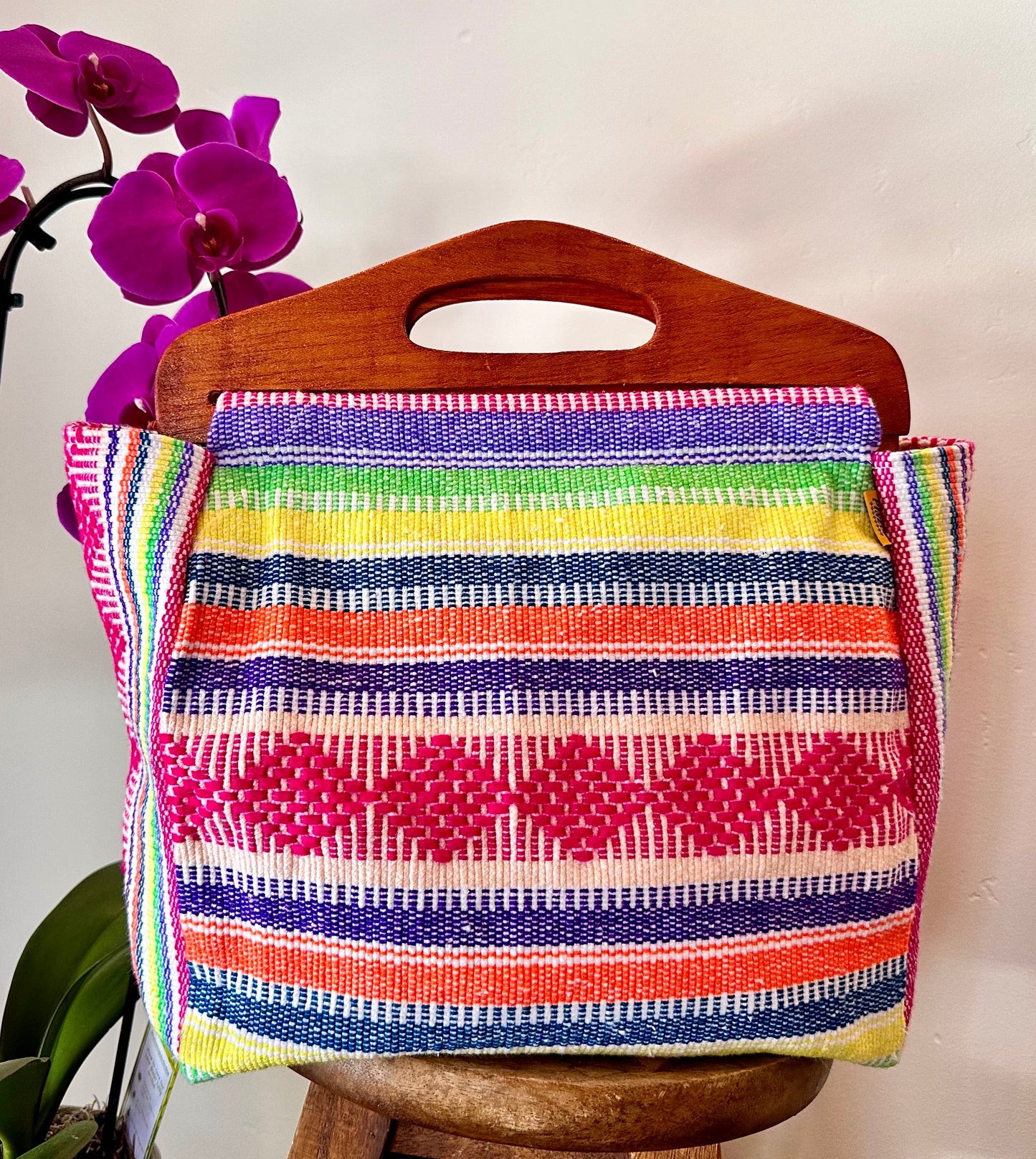 Woven Handbags w/ Wooden Handle